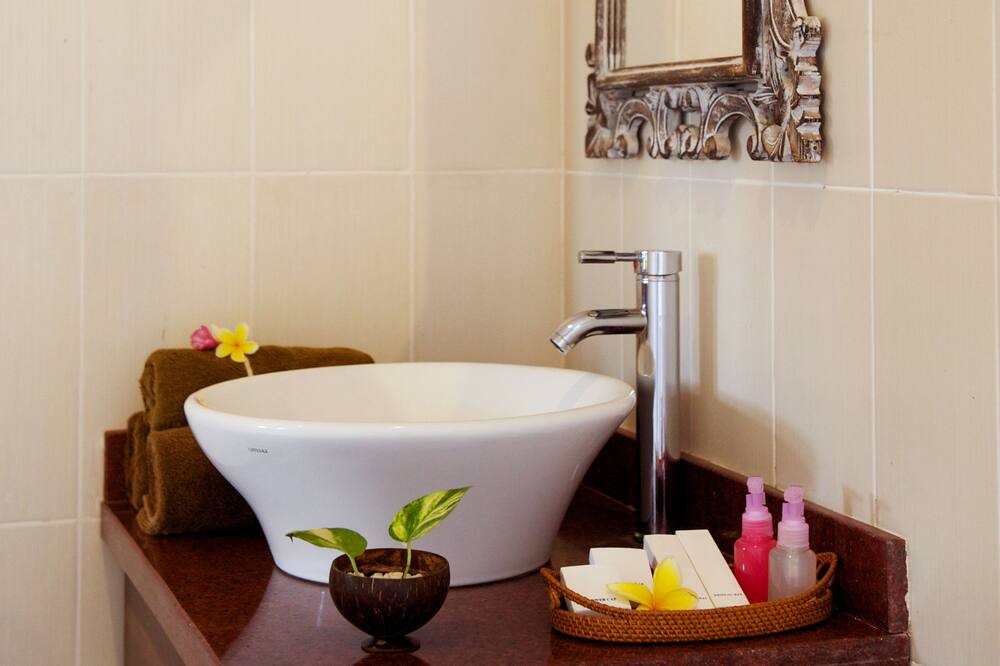 Photo of Bathroom in Penestanan
