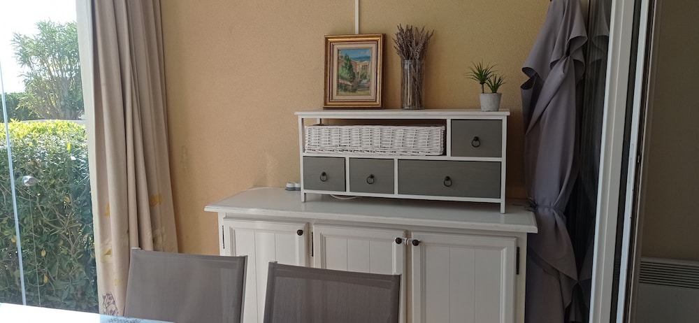 Photo of Bedroom in Plage de la Garonnette