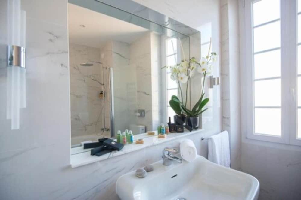Photo of Bathroom in Beaulieu-sur-Mer