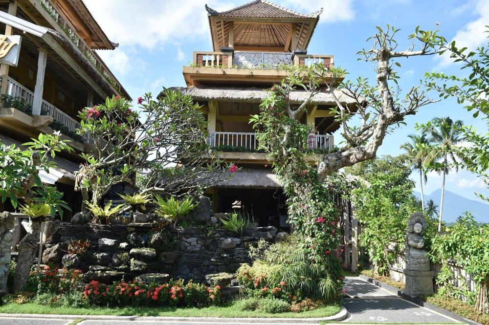Photo of Outdoor in Bebandem