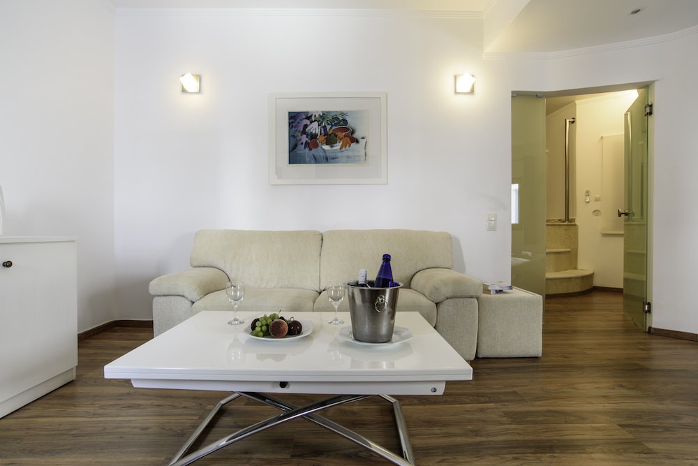 Photo of Livingroom in Kamari