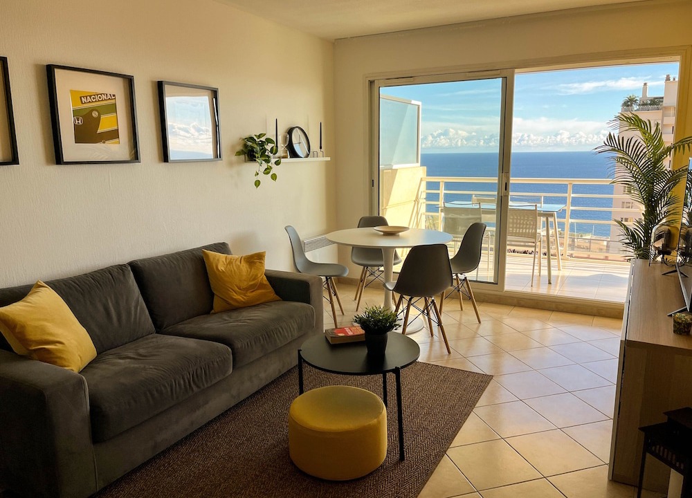 Photo of Livingroom in Beausoleil