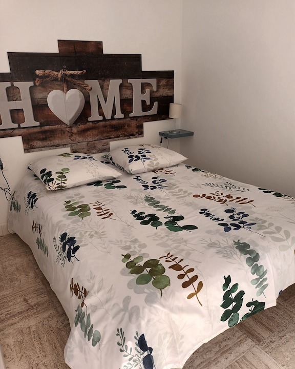 Photo of Bedroom in Sainte-Maxime City Centre