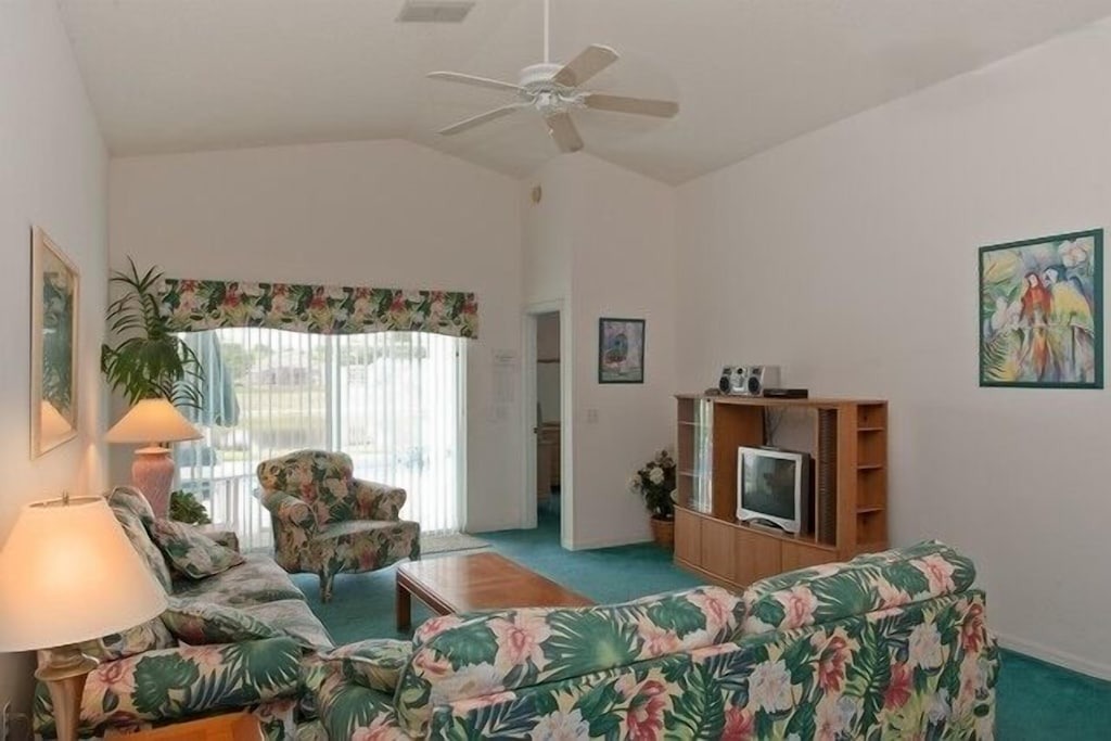 Photo of Livingroom in Silver Creek