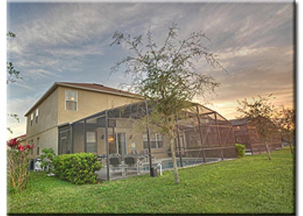 Photo of Buildings in Sunrise Lakes