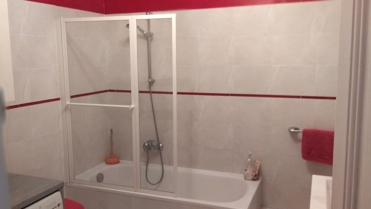 Photo of Bathroom in Quartier du Port