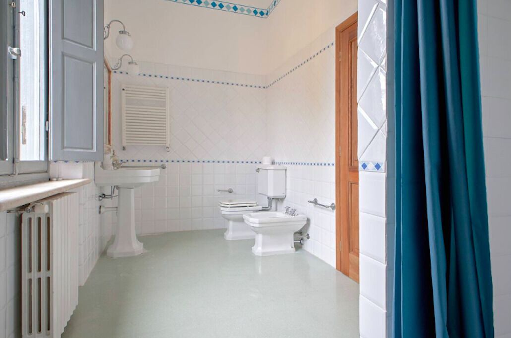 Photo of Bathroom in Lorenzana