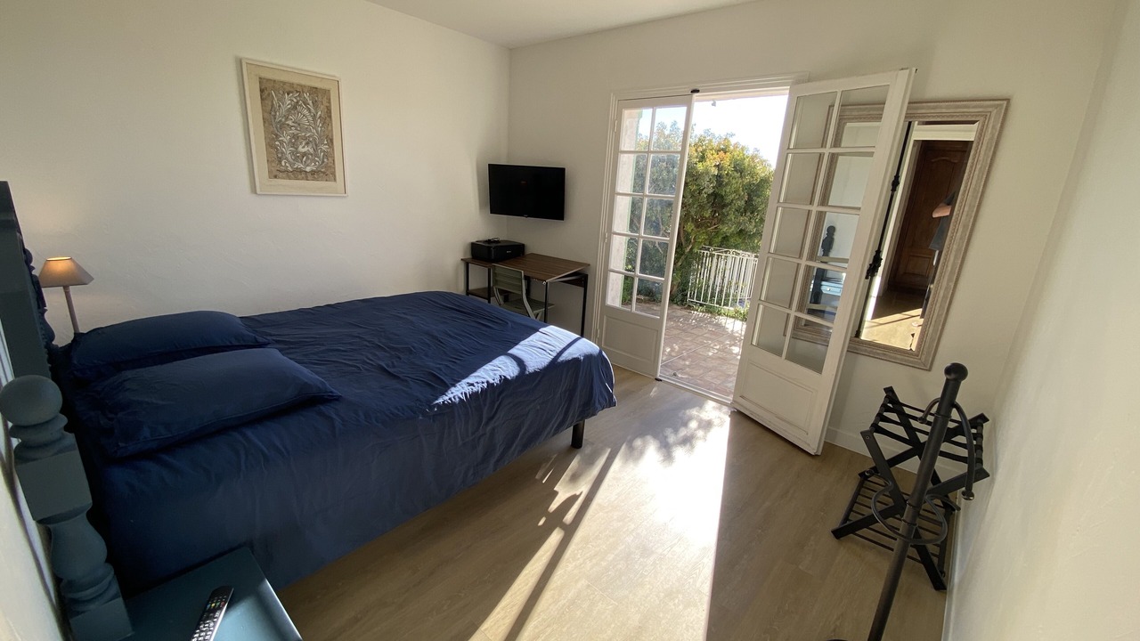 Photo of Bedroom in Saint-Laurent-du-Var