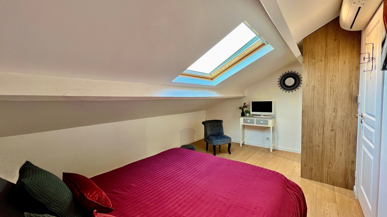 Photo of Bedroom in La Bocca