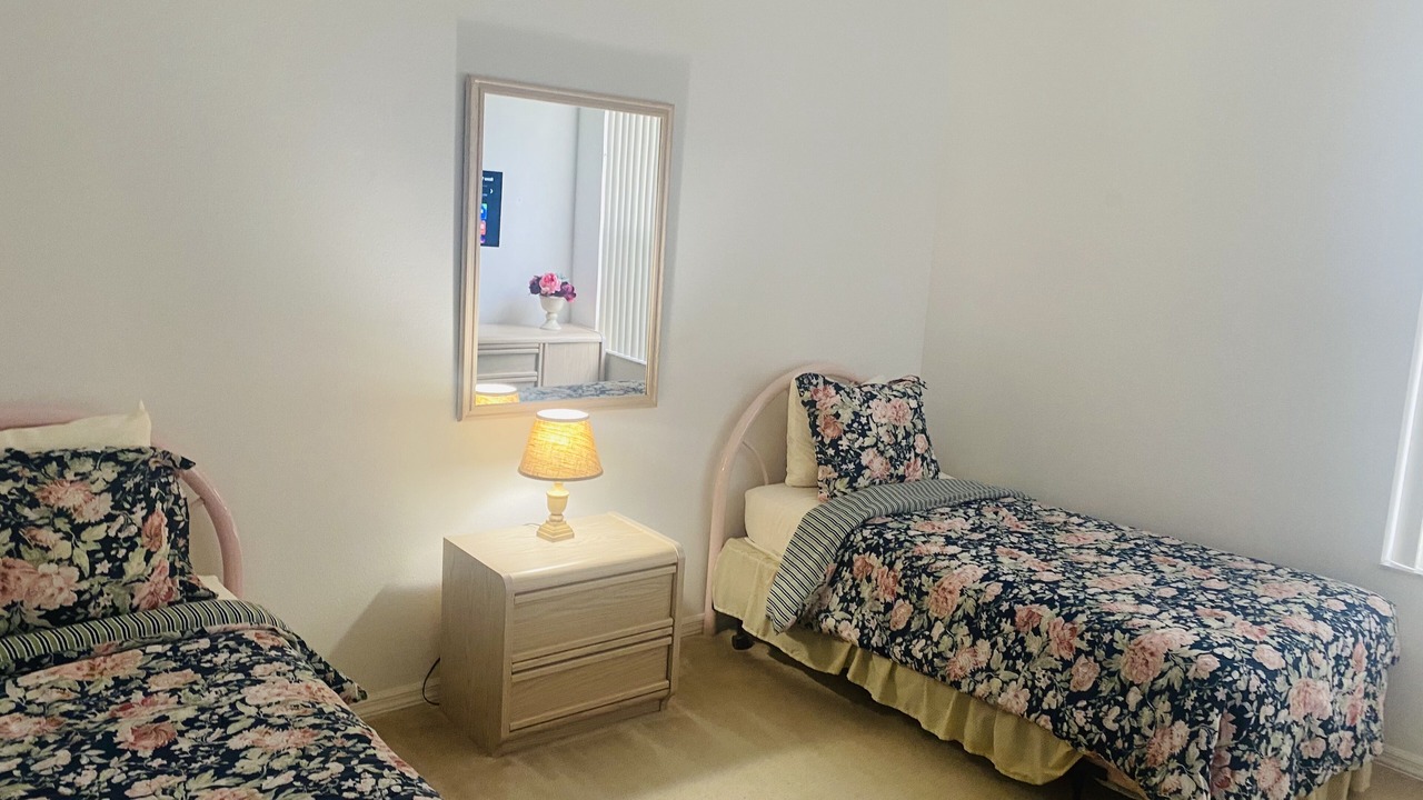 Photo of Bedroom in Ridgewood Lakes