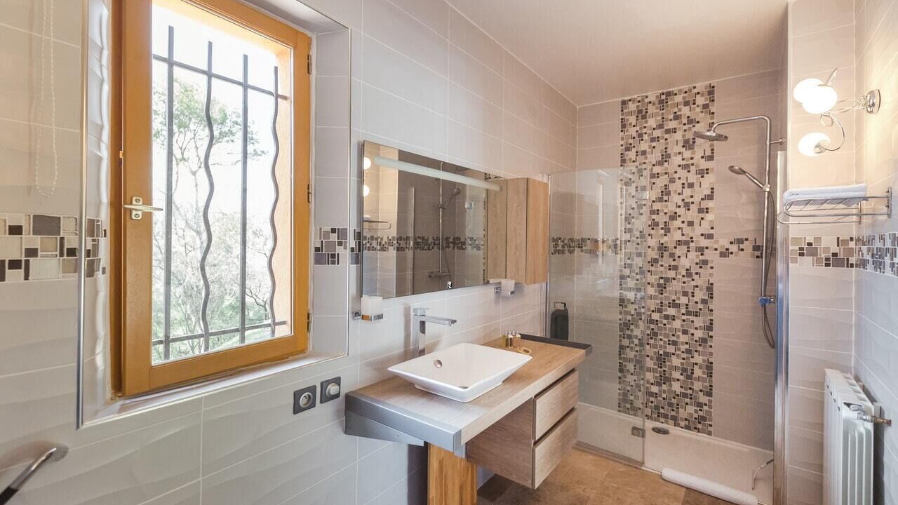 Photo of Bathroom in Mouans-Sartoux