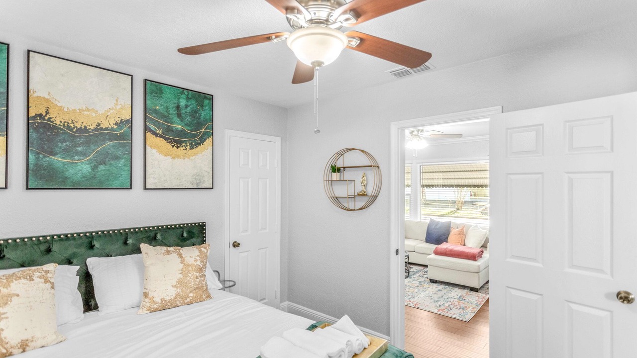 Photo of Bedroom in Colonialtown North