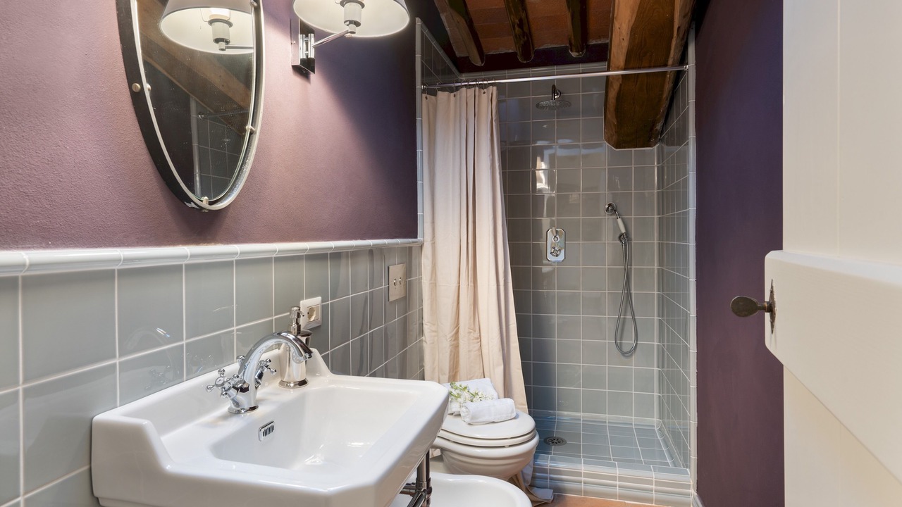 Photo of Bathroom in Villabuona