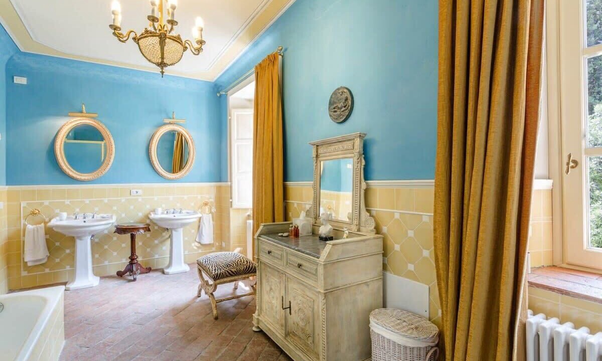 Photo of Bathroom in Badia Cantignano