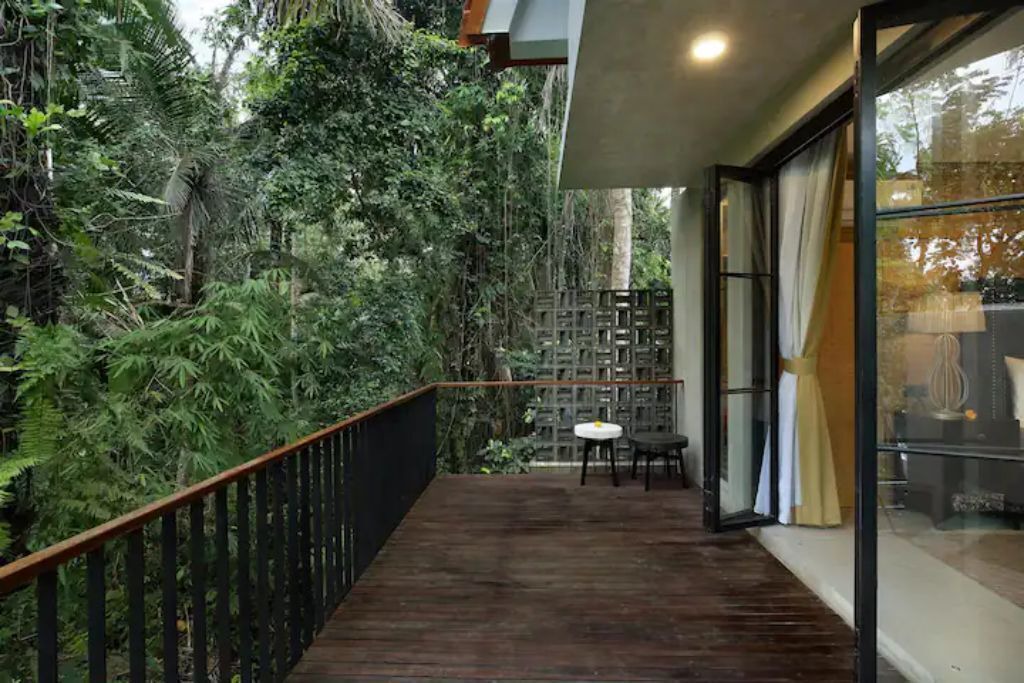 Photo of Patio Balcony in Kenderan