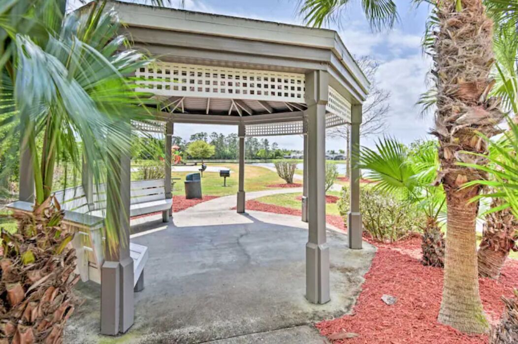 Photo of Outdoor in Lake Berkley