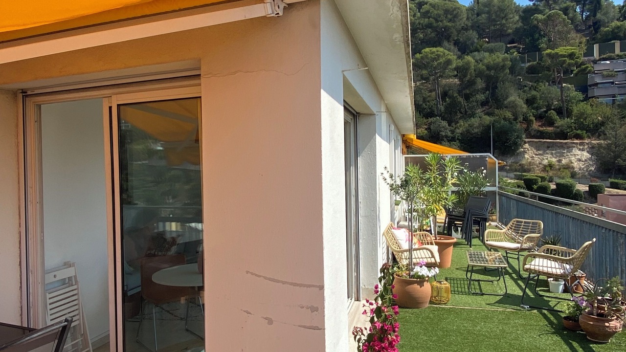 Photo of Patio Balcony in La Madeleine