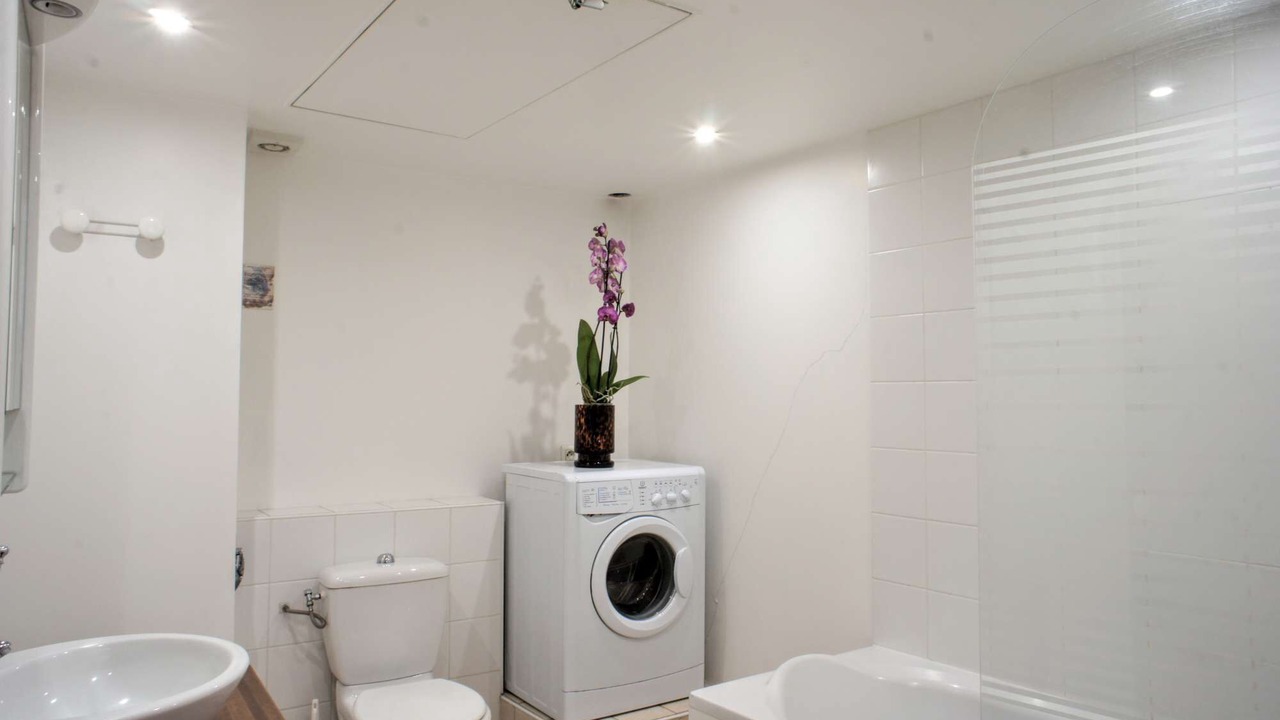 Photo of Bathroom in Old Town