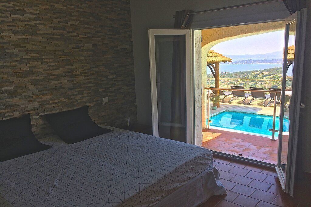 Photo of Bedroom in Les Issambres