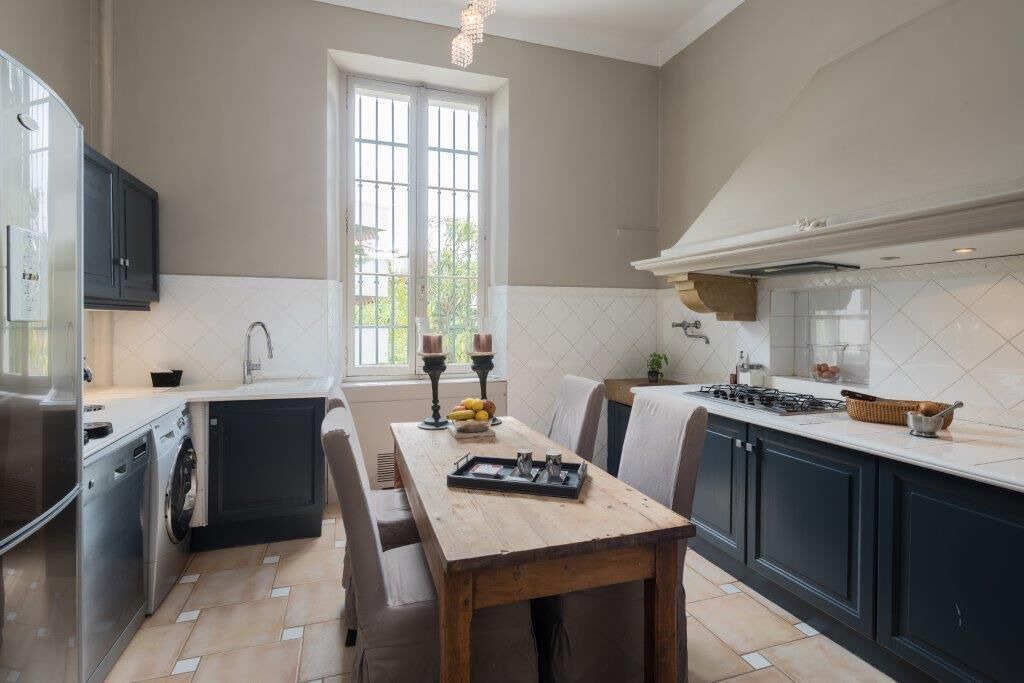 Photo of Kitchen in Riou - Petit Juas - Av de Grasse