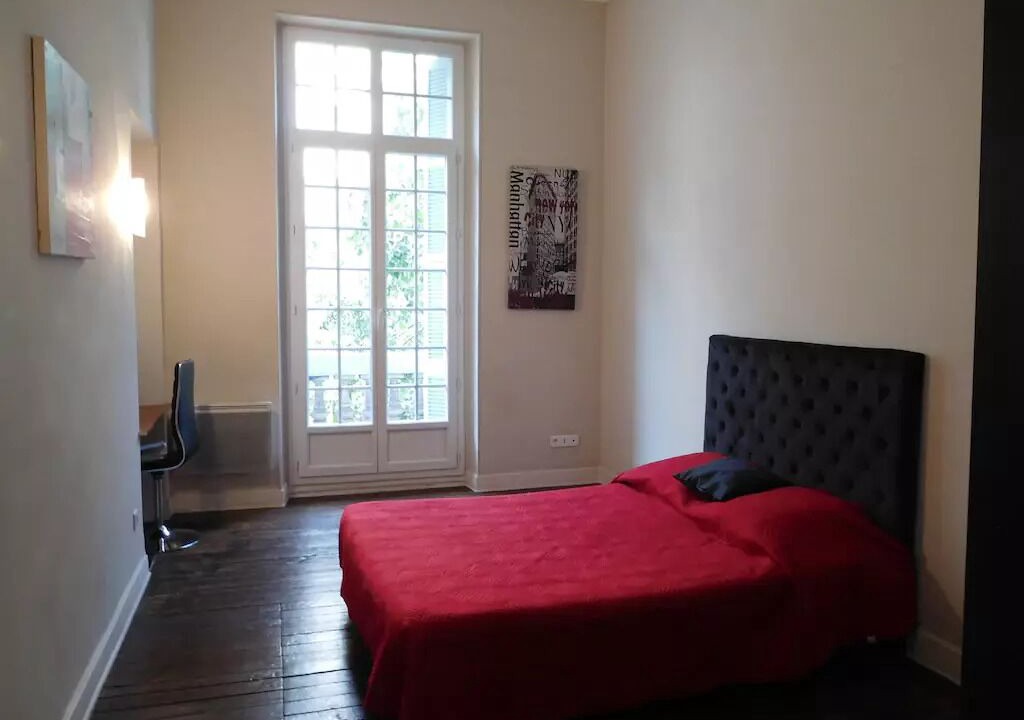 Photo of Bedroom in Nice City Centre