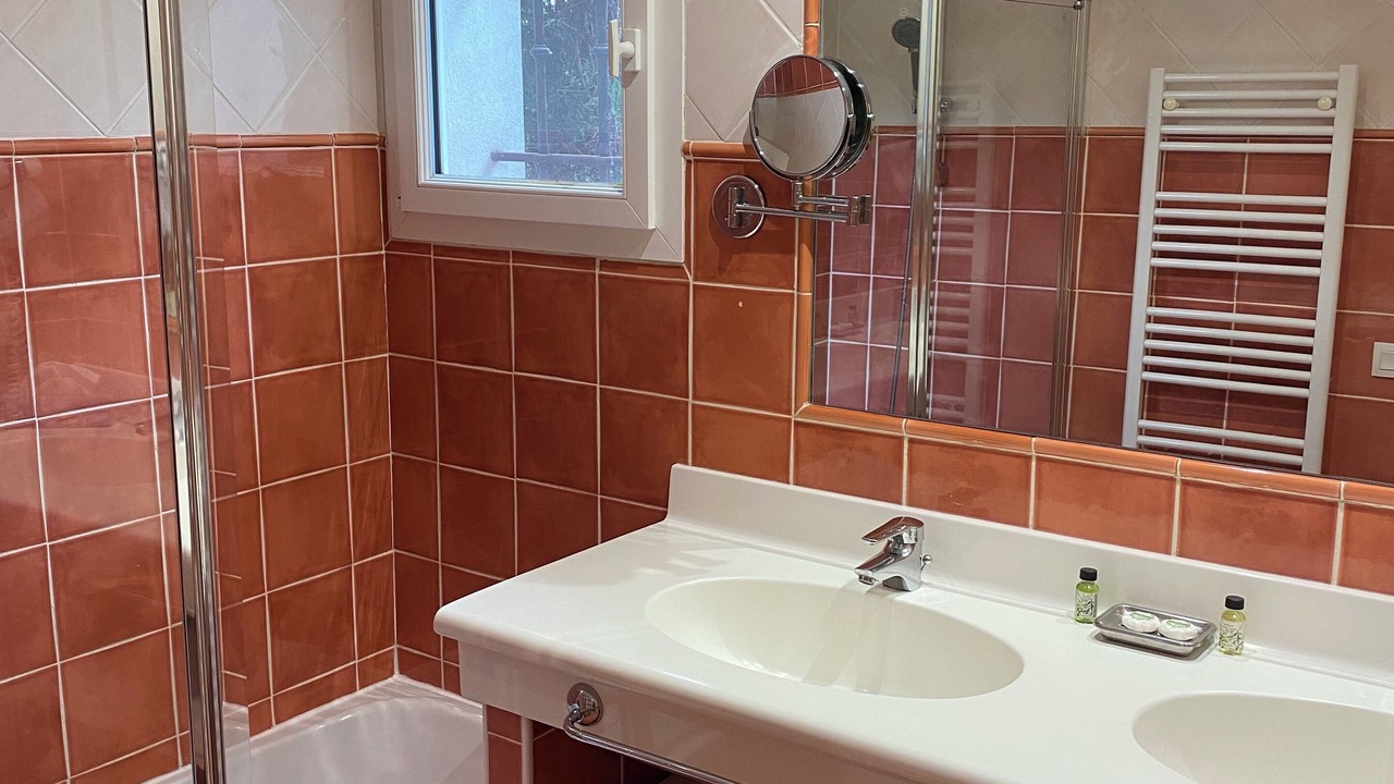 Photo of Bathroom in Carros