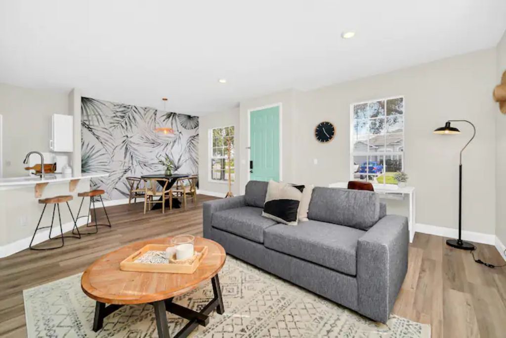Photo of Livingroom in Sunset Ridge