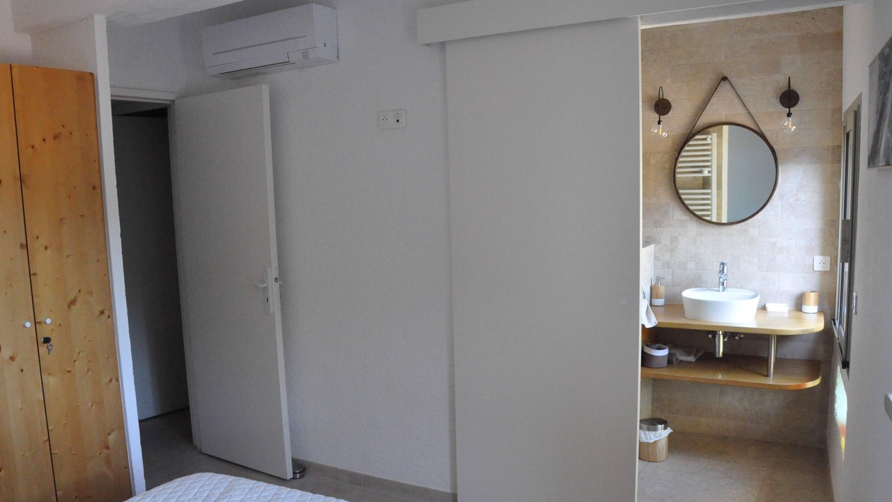 Photo of Bathroom in Ramatuelle
