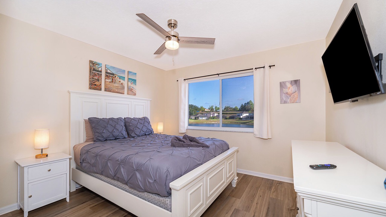 Photo of Bedroom in Sunset Lakes