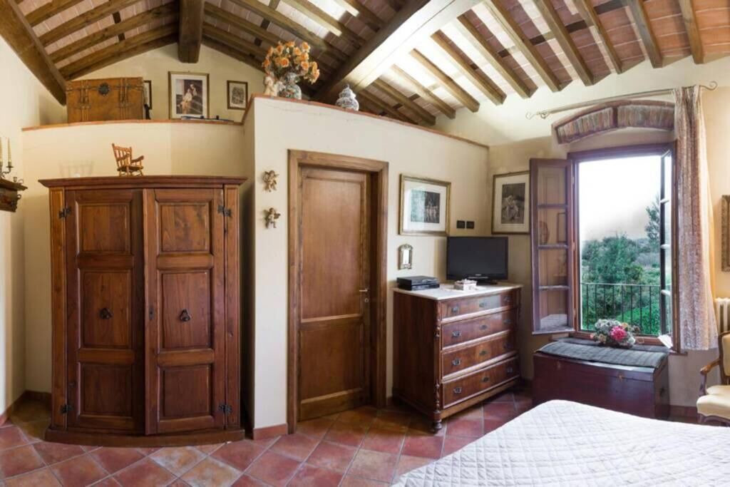 Photo of Bedroom in SantʼAndrea di Compito