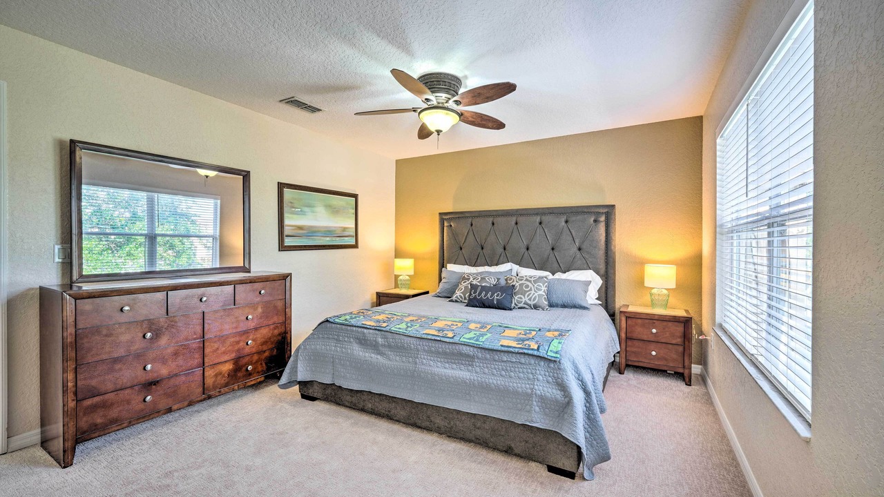 Photo of Bedroom in Regal Palms