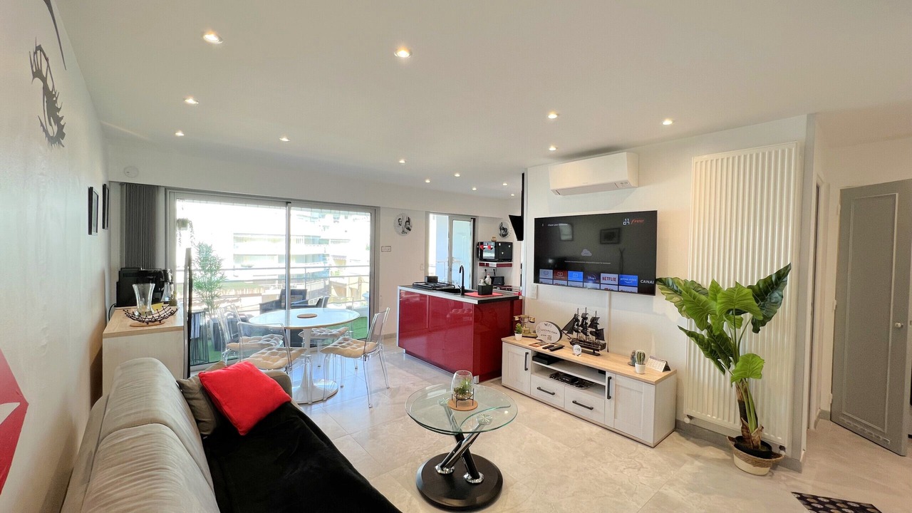 Photo of Livingroom in Cannes