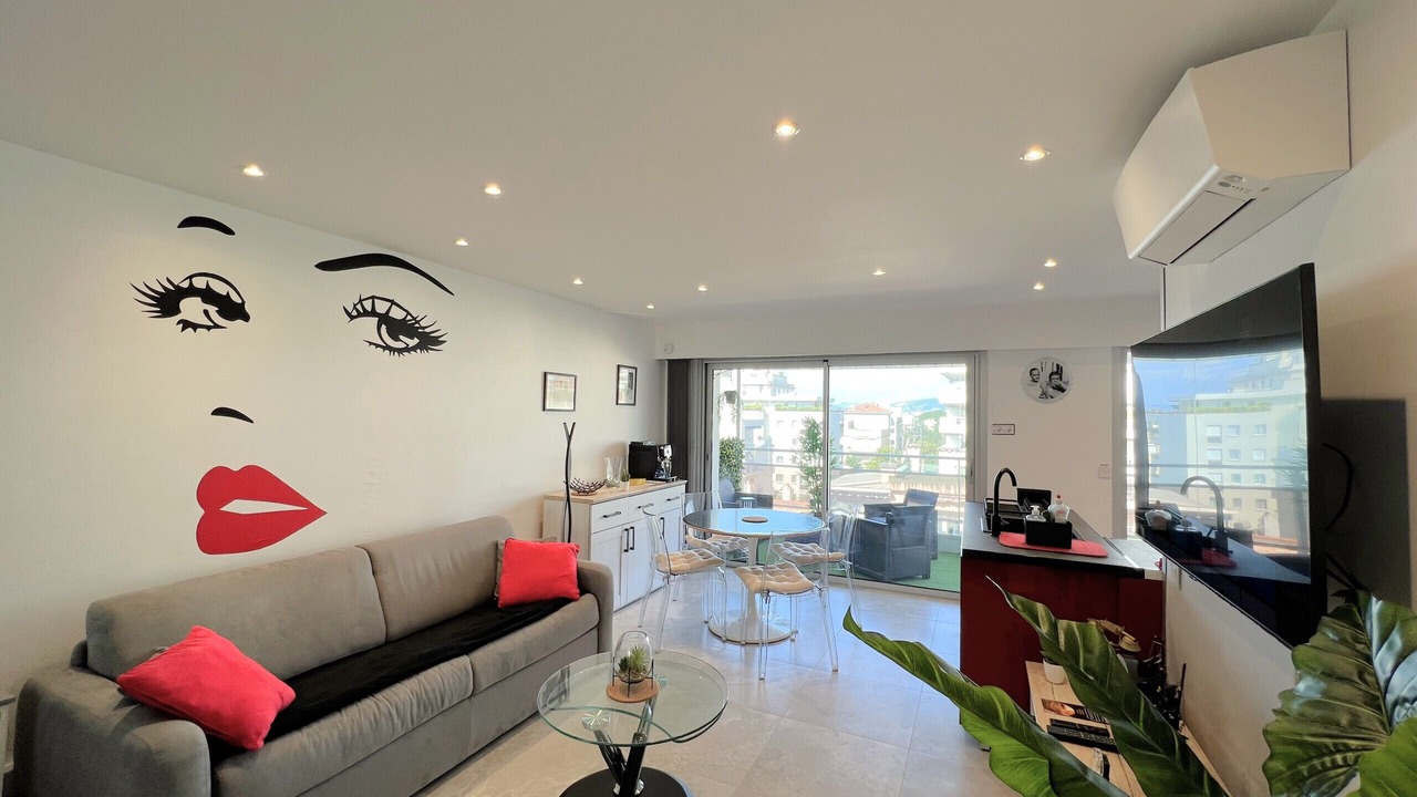 Photo of Livingroom in Cannes