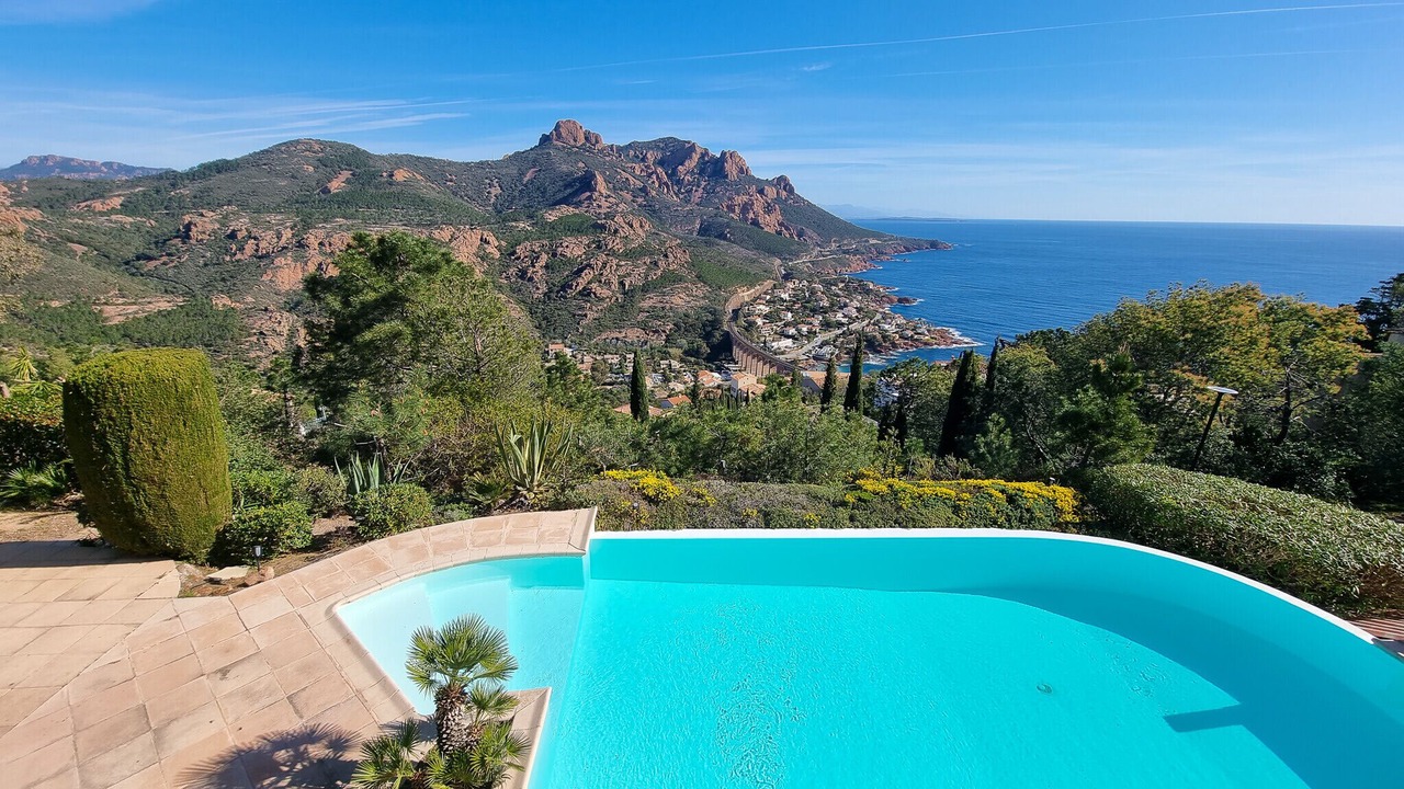 Photo of Outdoor in Antheor