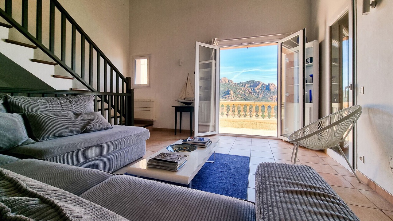Photo of Livingroom in Antheor