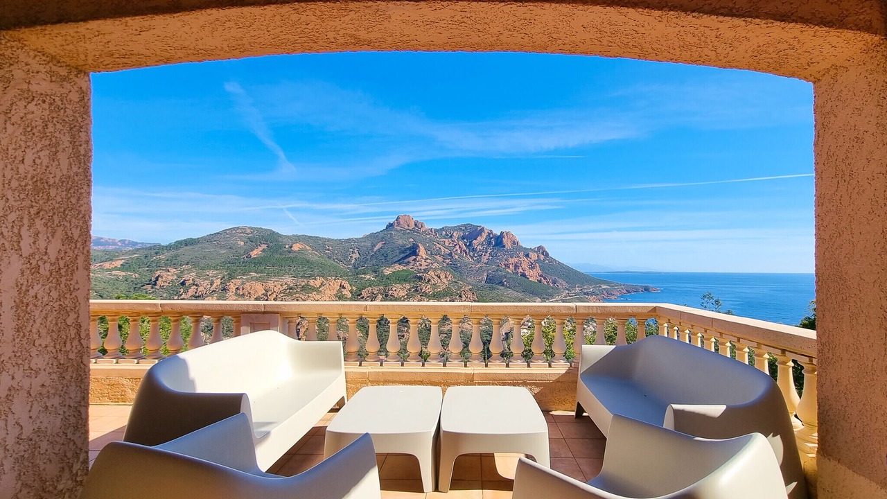 Photo of Outdoor in Antheor