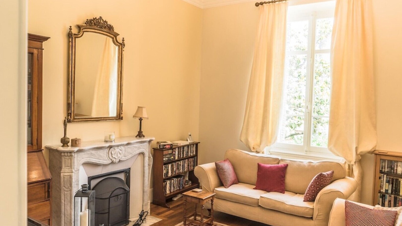 Photo of Livingroom in Riou - Petit Juas - Av de Grasse