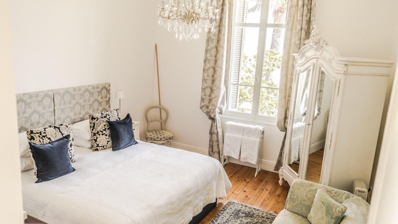 Photo of Bedroom in Riou - Petit Juas - Av de Grasse