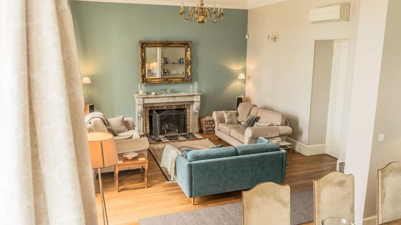 Photo of Livingroom in Riou - Petit Juas - Av de Grasse