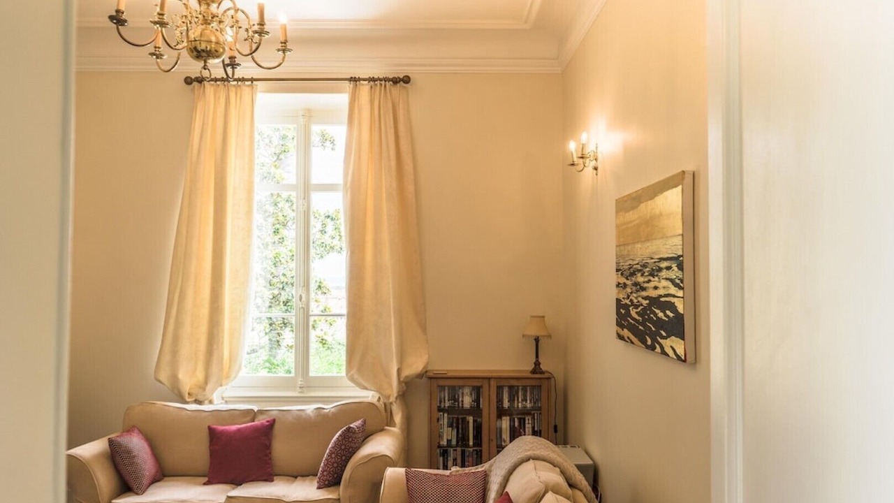Photo of Livingroom in Riou - Petit Juas - Av de Grasse
