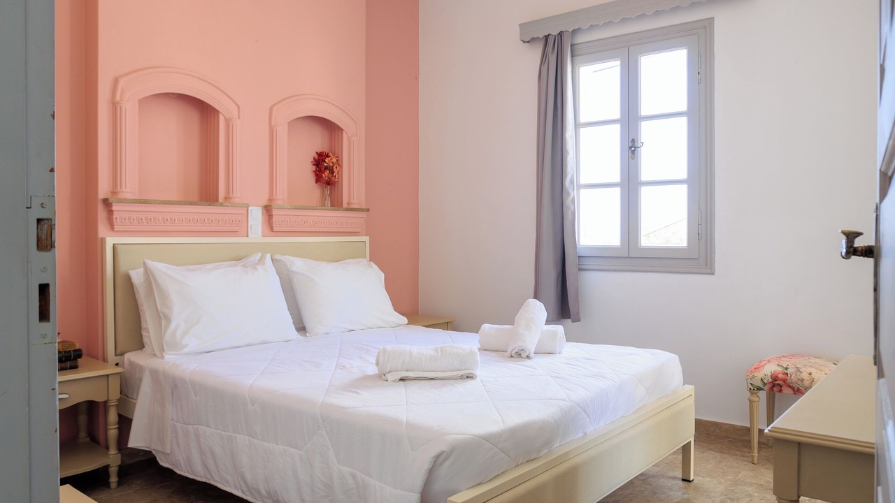 Photo of Bedroom in Kamari