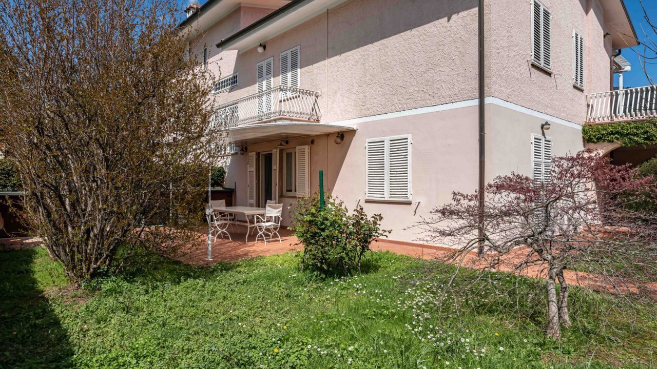 Photo of Outdoor in Nozanno
