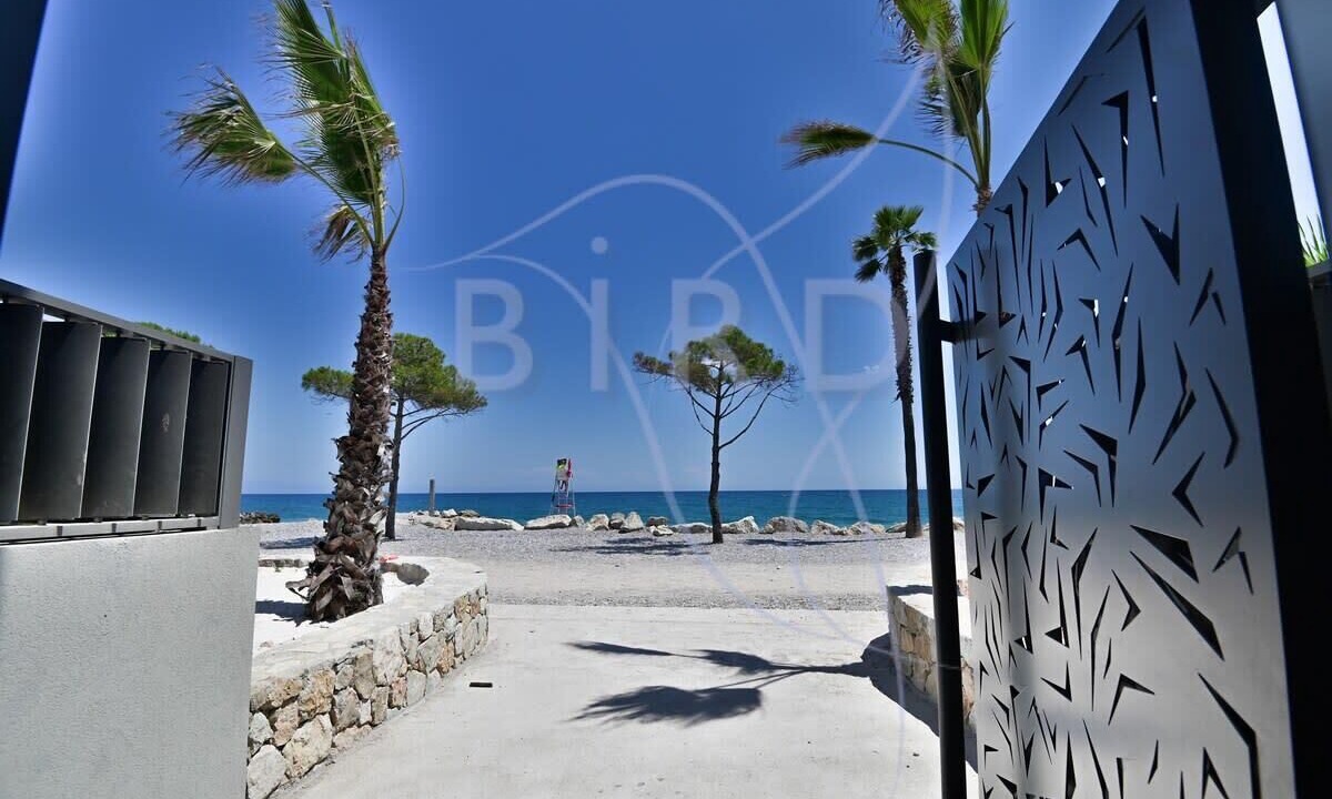Photo of Others in Villeneuve Loubet Beach