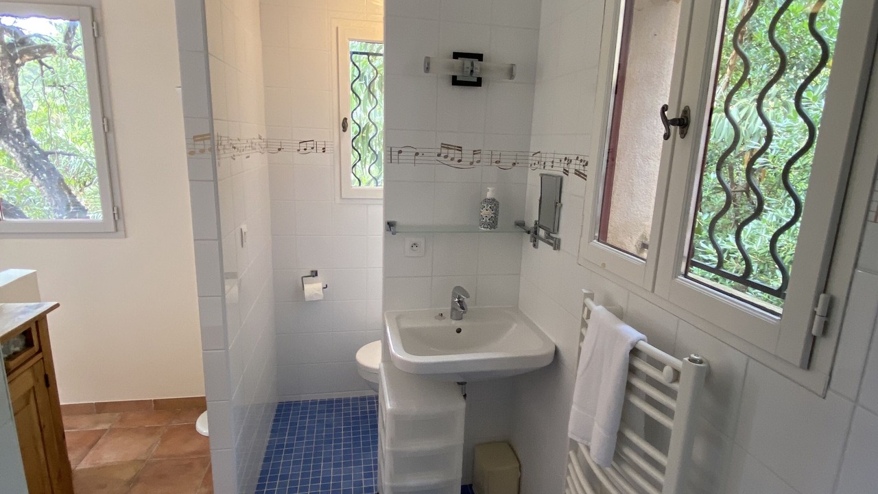 Photo of Bathroom in Le Rayol