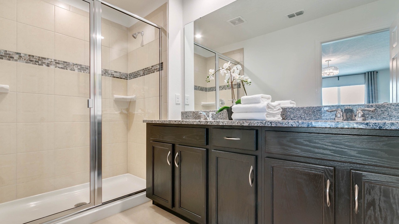 Photo of Bathroom in Indian Ridge