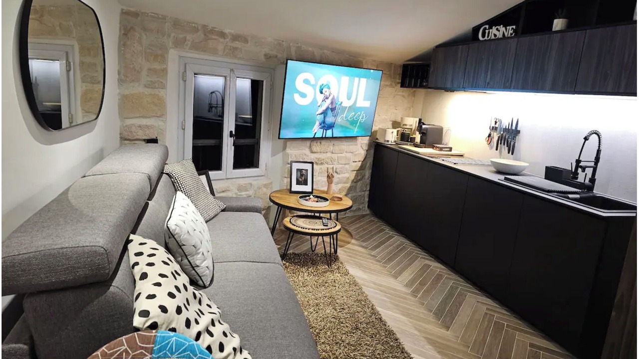 Photo of Livingroom in Antibes Old Town