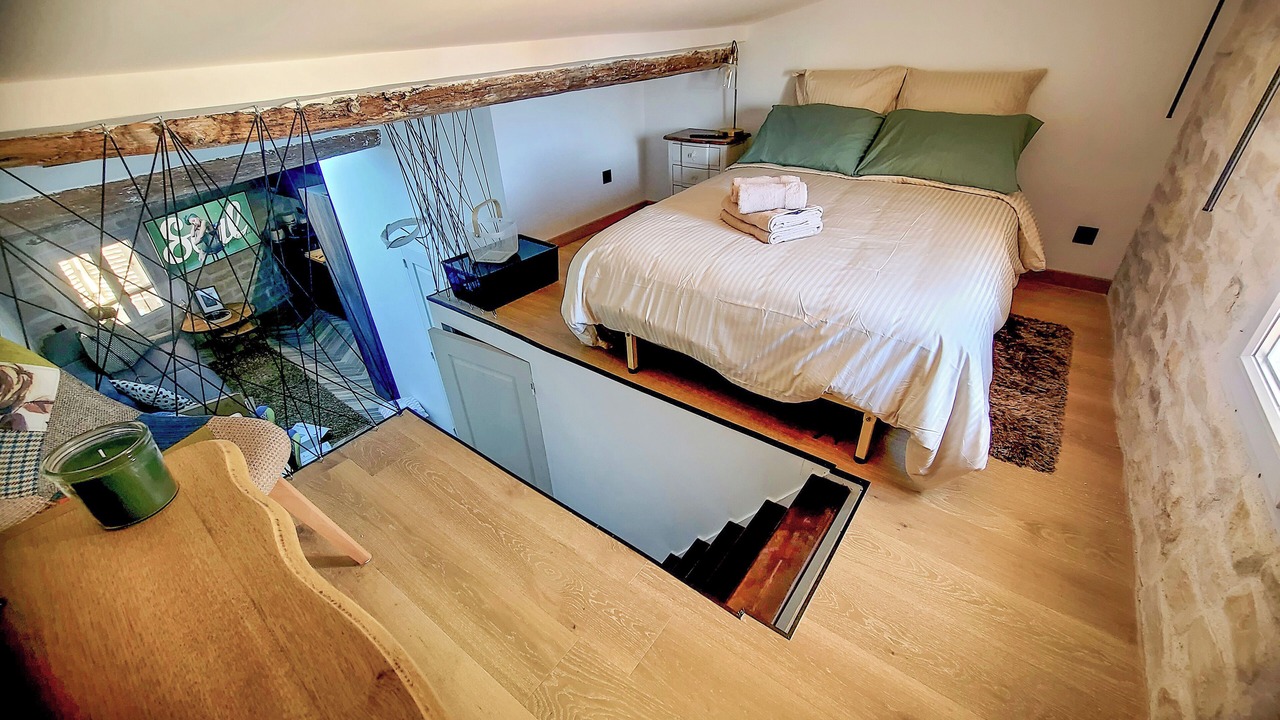Photo of Bedroom in Antibes Old Town