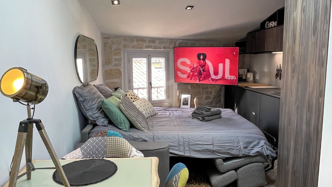 Photo of Bedroom in Antibes Old Town