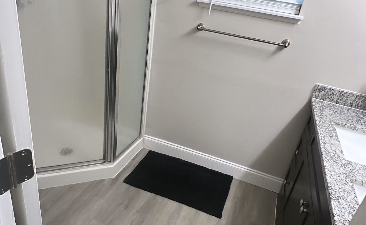 Photo of Bathroom in Poinciana