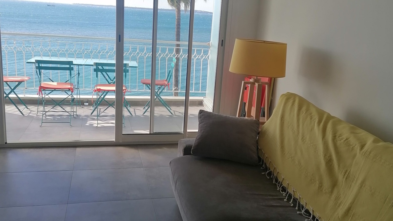 Photo of Livingroom in Cannes